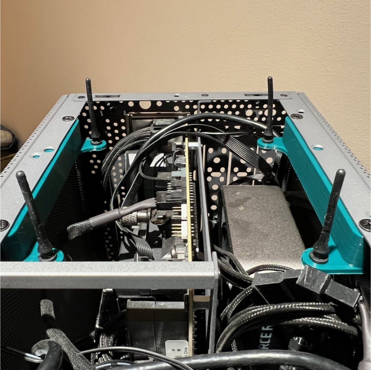 SSUPD Meshroom S Fan Mount Top 120mm Anti-vibration Bracket - Image 2